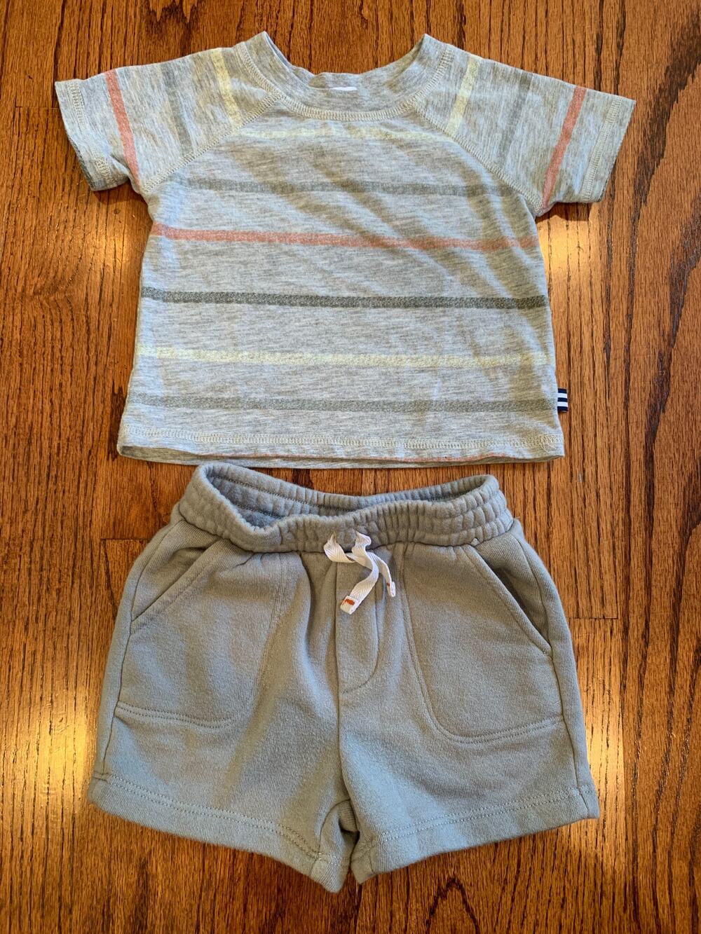 Splendid Cali Stripe T-Shirt & Short Matching Set | Gray Stripes | 12-18 months